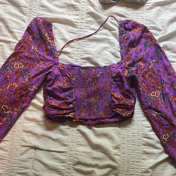 Urban Outfitters Cropped Blouse - Picture 2 of 2